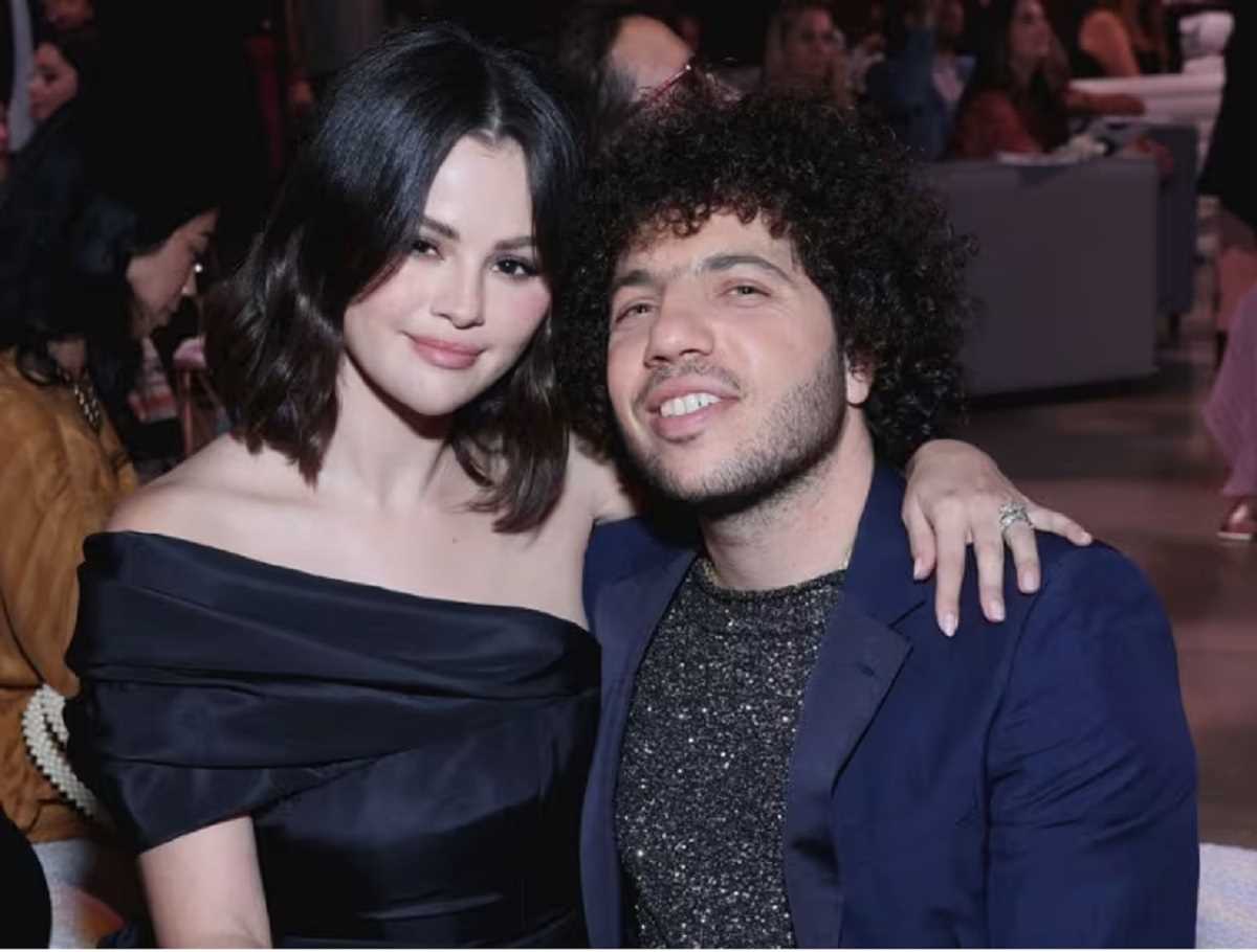 अभिनेत्री-गायिका सेलेना गोमेज और बेनी ब्लैंको ने की सगाई अभिनेत्री-गायिका सेलेना गोमेज और बेनी ब्लैंको ने की सगाई